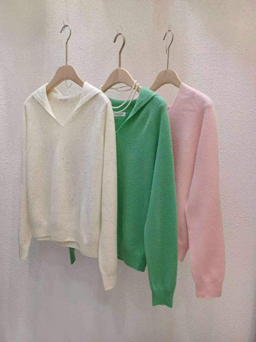 B79.可可家唯美暖暖連帽毛衣