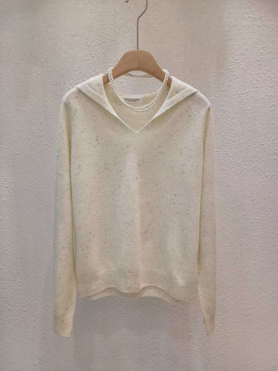 B79.可可家唯美暖暖連帽毛衣