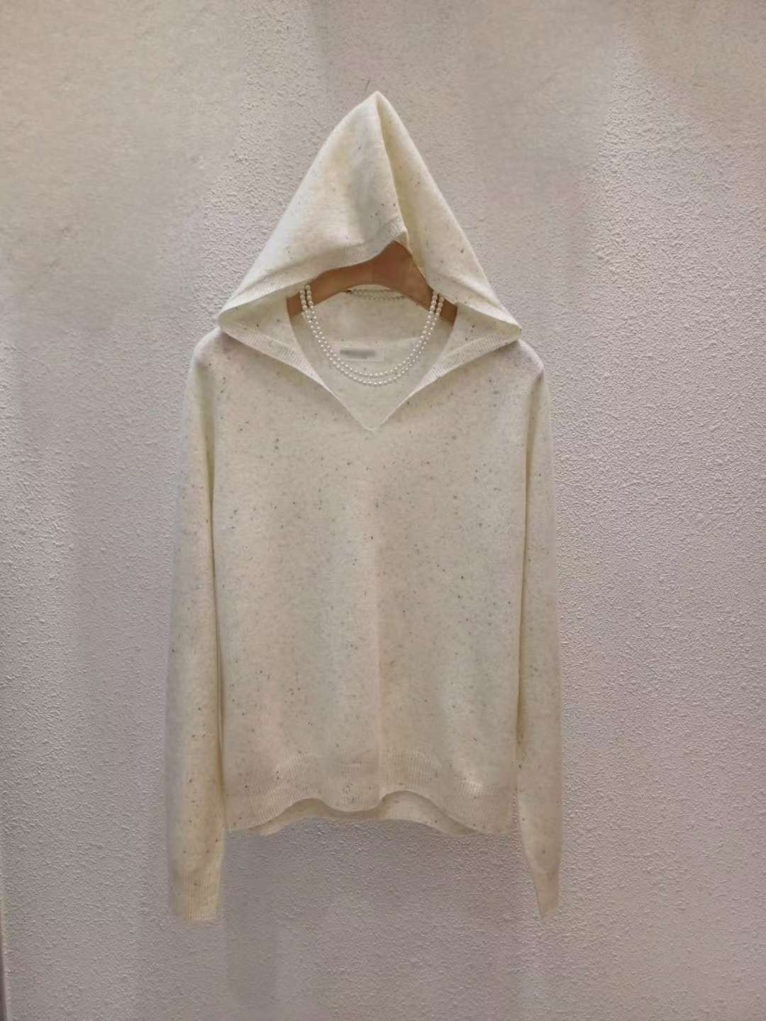 B79.可可家唯美暖暖連帽毛衣