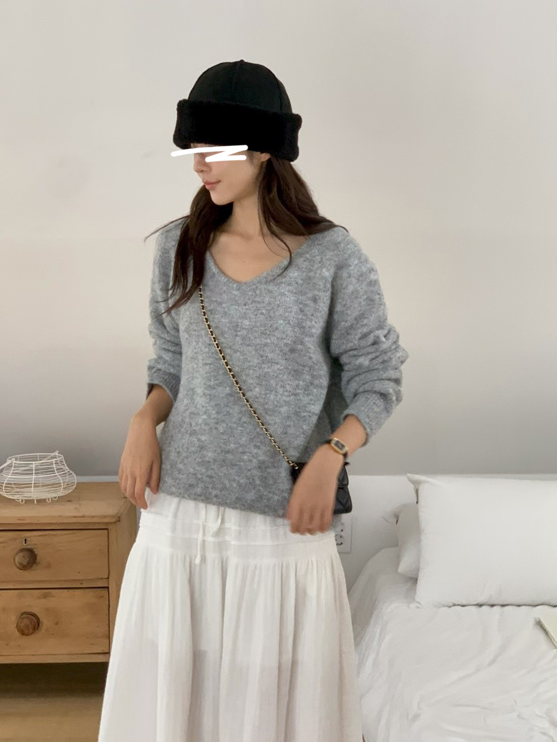 A30.甜姐家V領雲朵20%WOOL毛衣