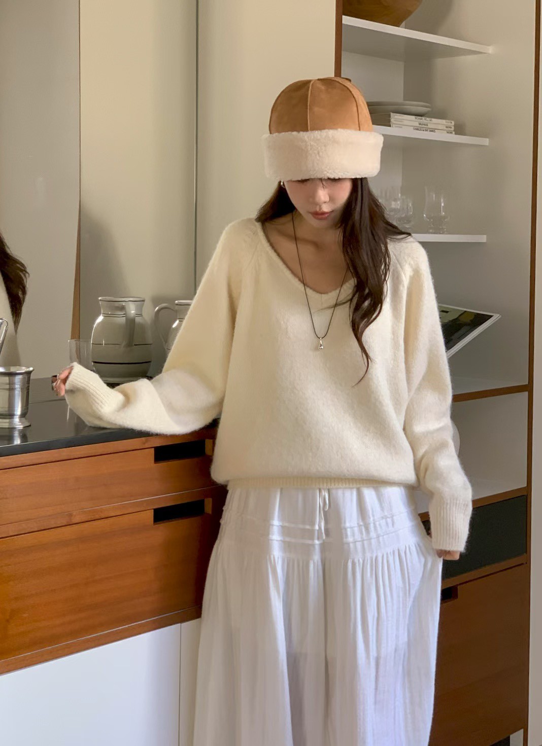 A30.甜姐家V領雲朵20%WOOL毛衣