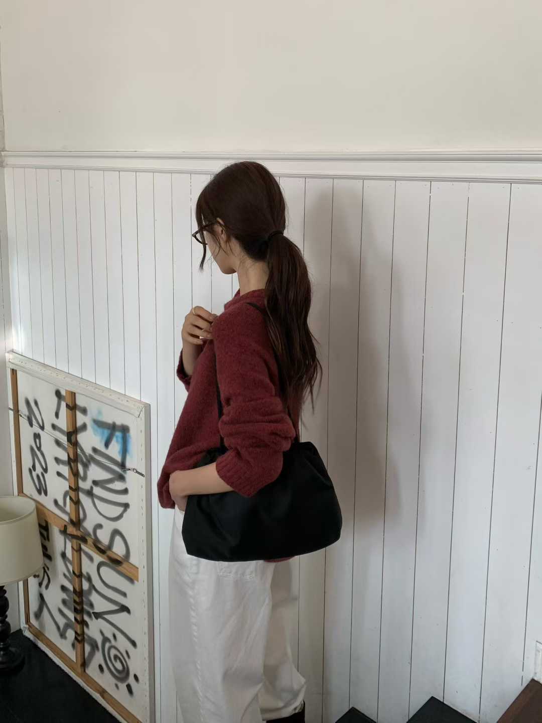 B12.小V家溫暖安格拉圓領毛衣