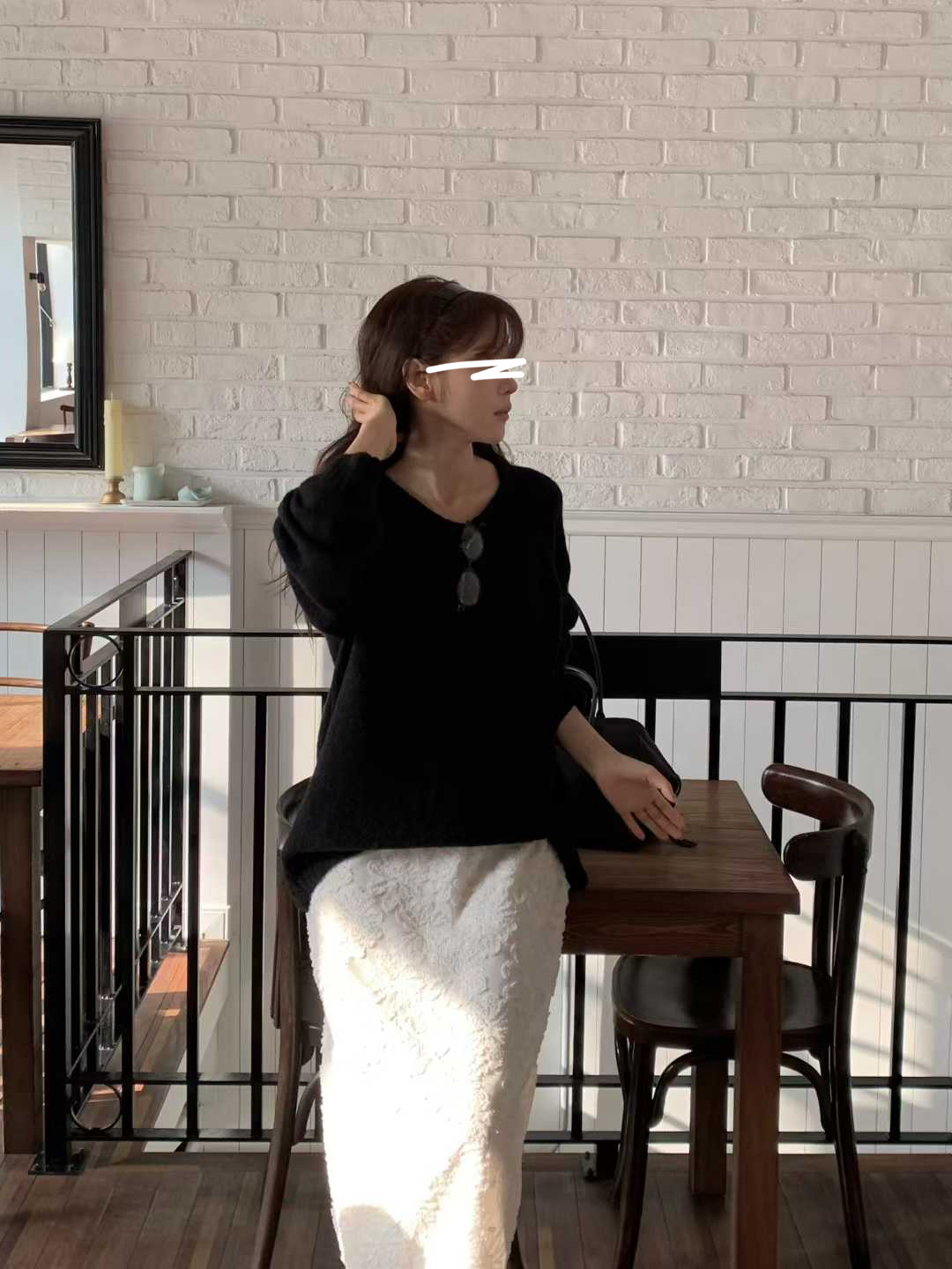 B12.小V家溫暖安格拉圓領毛衣