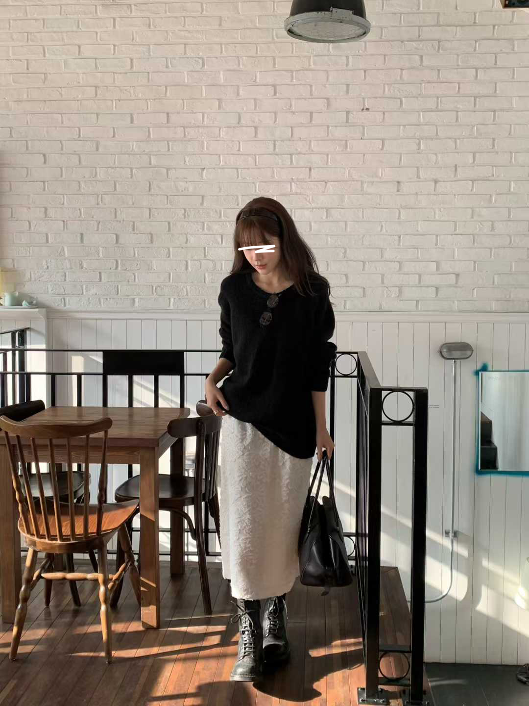 B12.小V家溫暖安格拉圓領毛衣