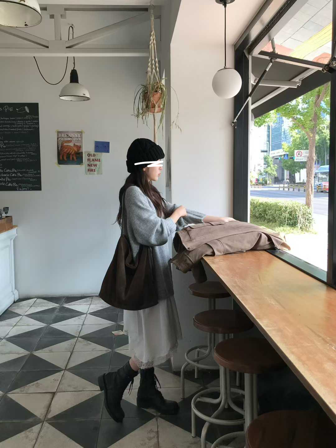 B12.小V家溫暖安格拉圓領毛衣