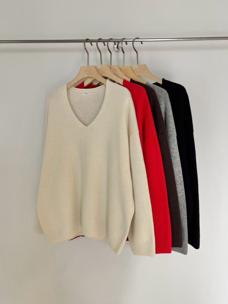 B07.小V家必備V領5%CASHMERE毛衣
