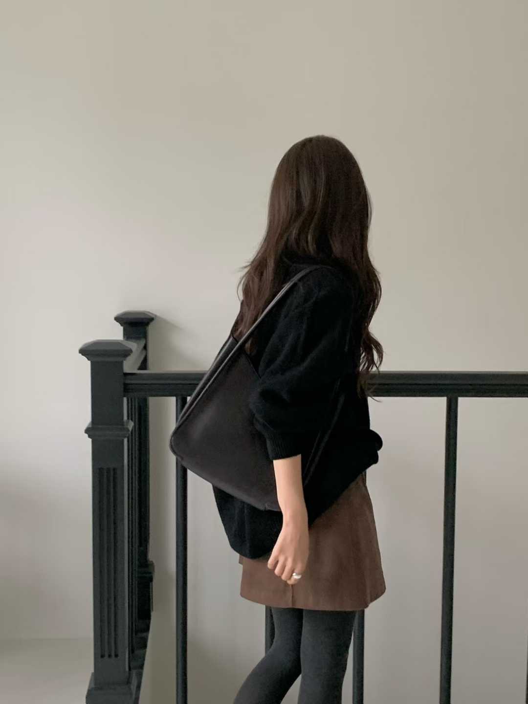 B07.小V家必備V領5%CASHMERE毛衣