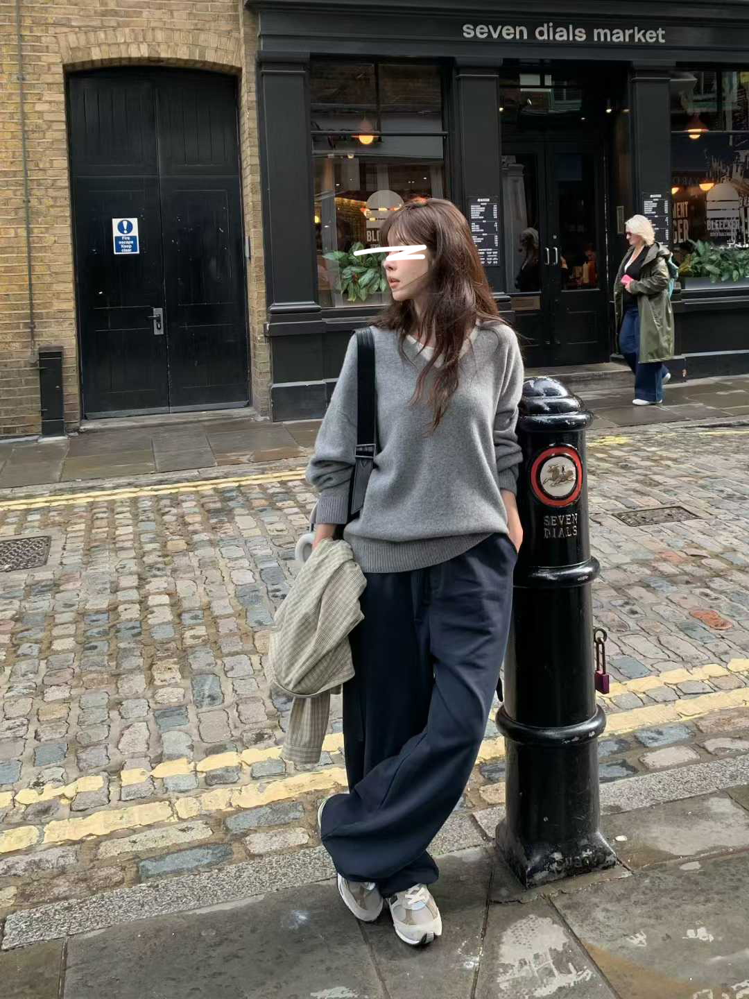 B07.小V家必備V領5%CASHMERE毛衣