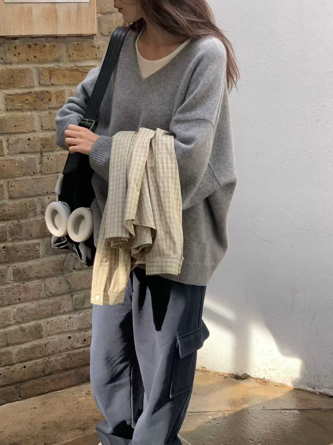 B07.小V家必備V領5%CASHMERE毛衣