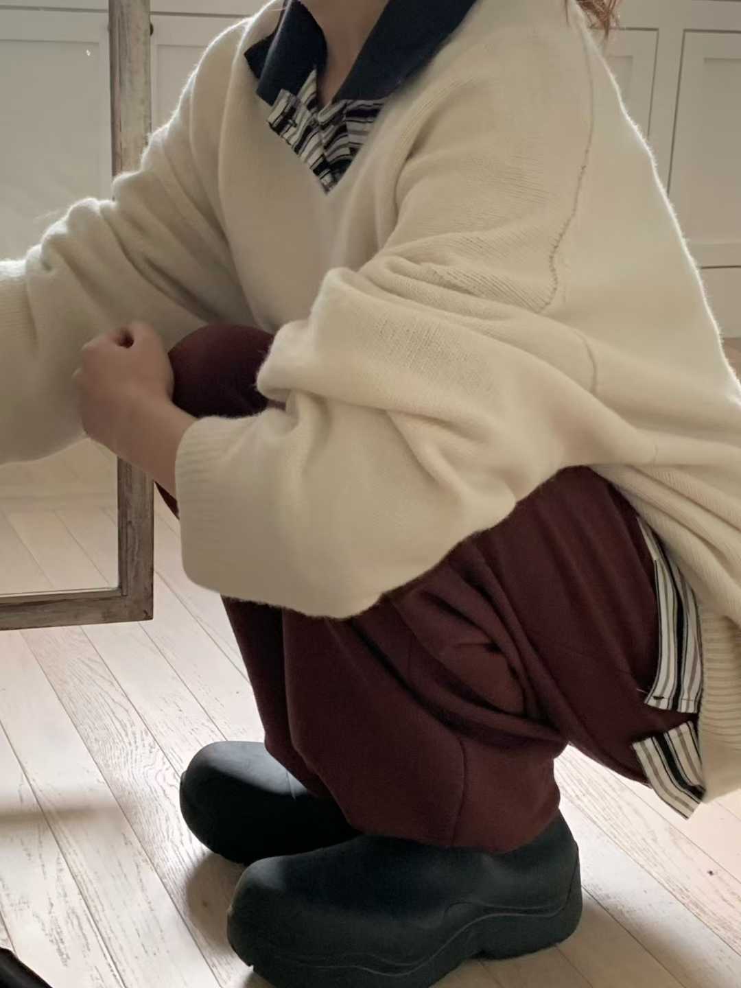 B07.小V家必備V領5%CASHMERE毛衣