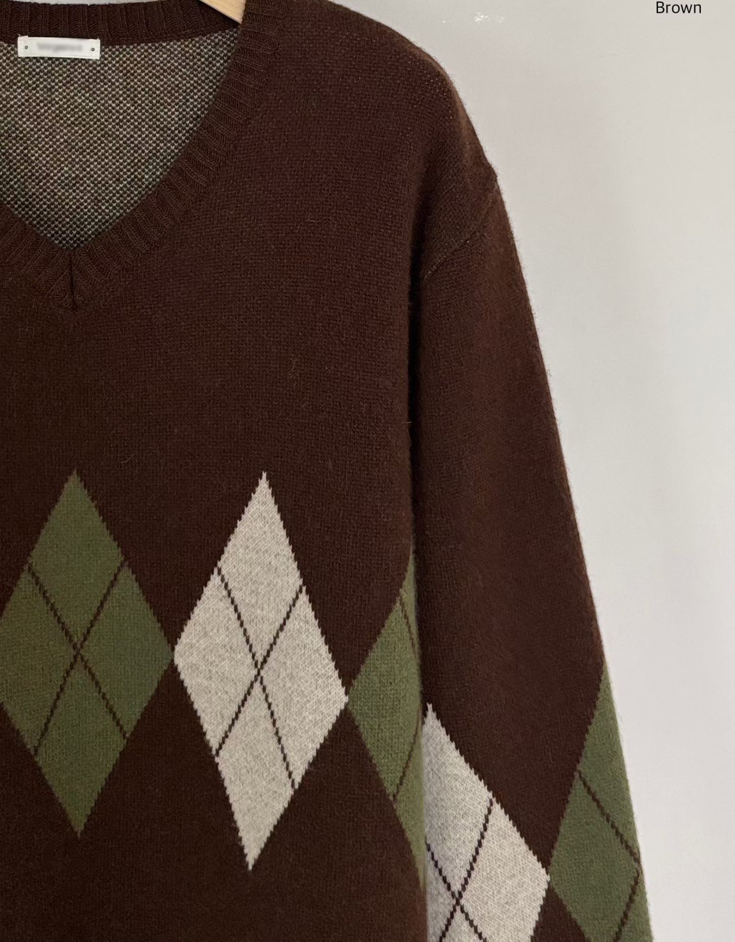 B23.小V家學院女孩菱格紋毛衣