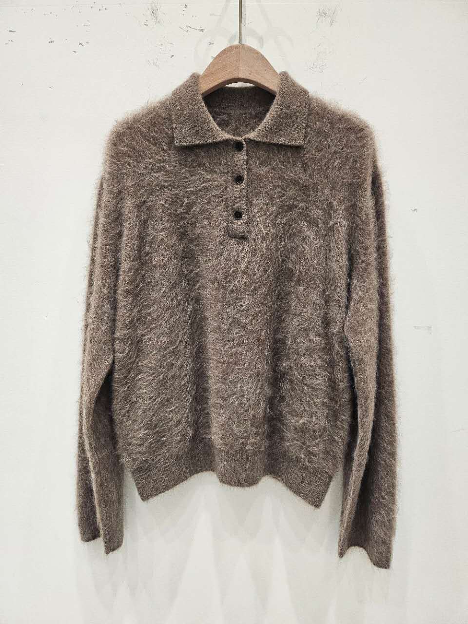 B47.星星家襯衫領100%犛牛毛衣