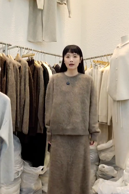 B46.星星家100%犛牛圓領毛衣