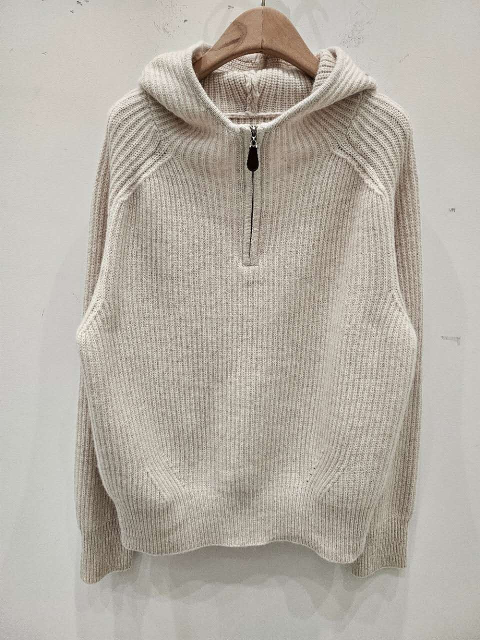 星星家浣熊羊毛混紡連帽半拉鍊毛衣