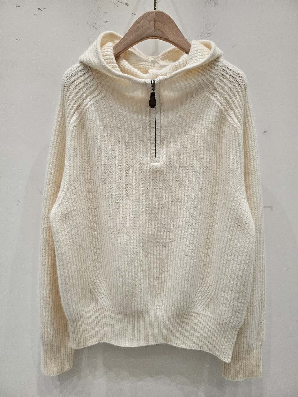 B35.星星家浣熊羊毛混紡連帽半拉鍊毛衣