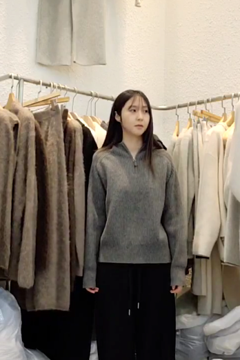 星星家浣熊羊毛混紡連帽半拉鍊毛衣