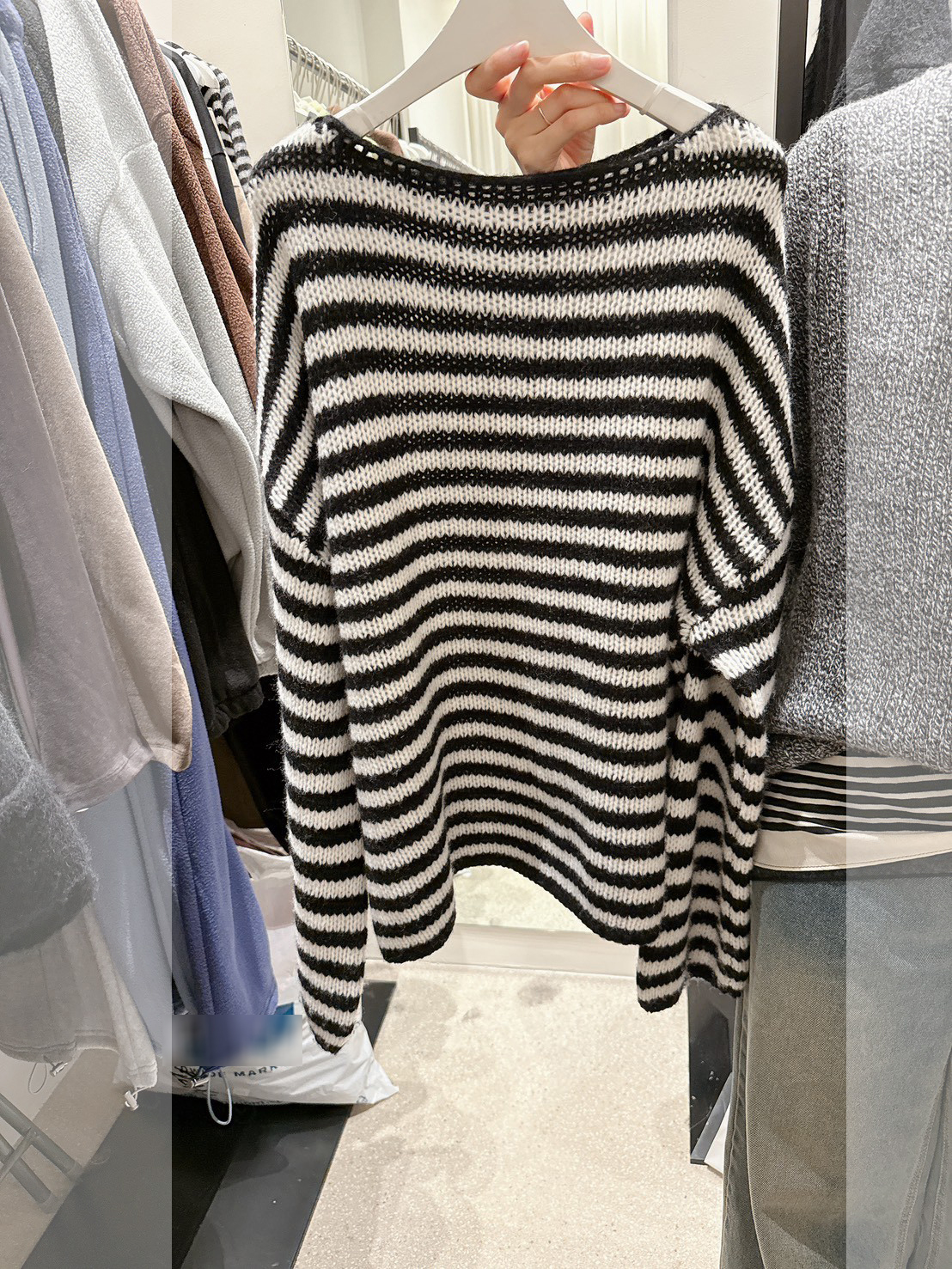 C13.絕美曲線一字領100%羊毛衣