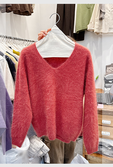C30.活潑色彩CASHMERE混紡V領毛衣
