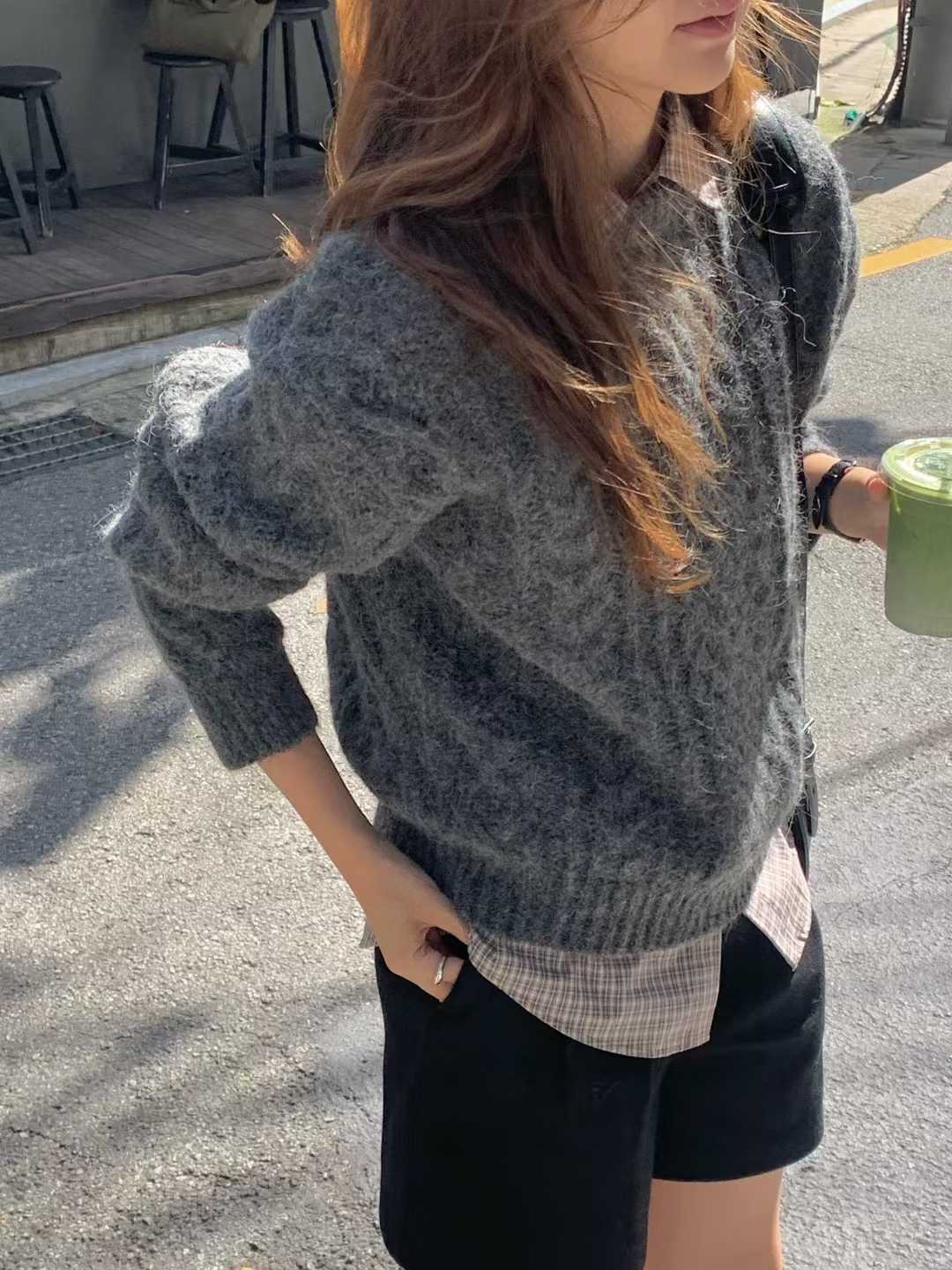 B61.大V家駝羊毛織紋圓領毛衣