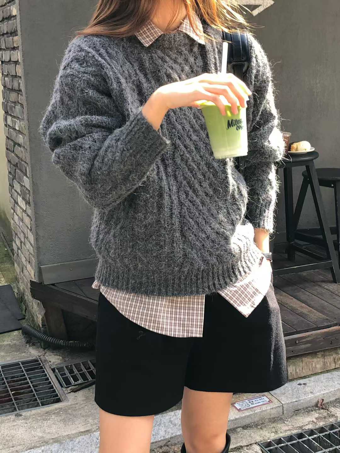 B61.大V家駝羊毛織紋圓領毛衣