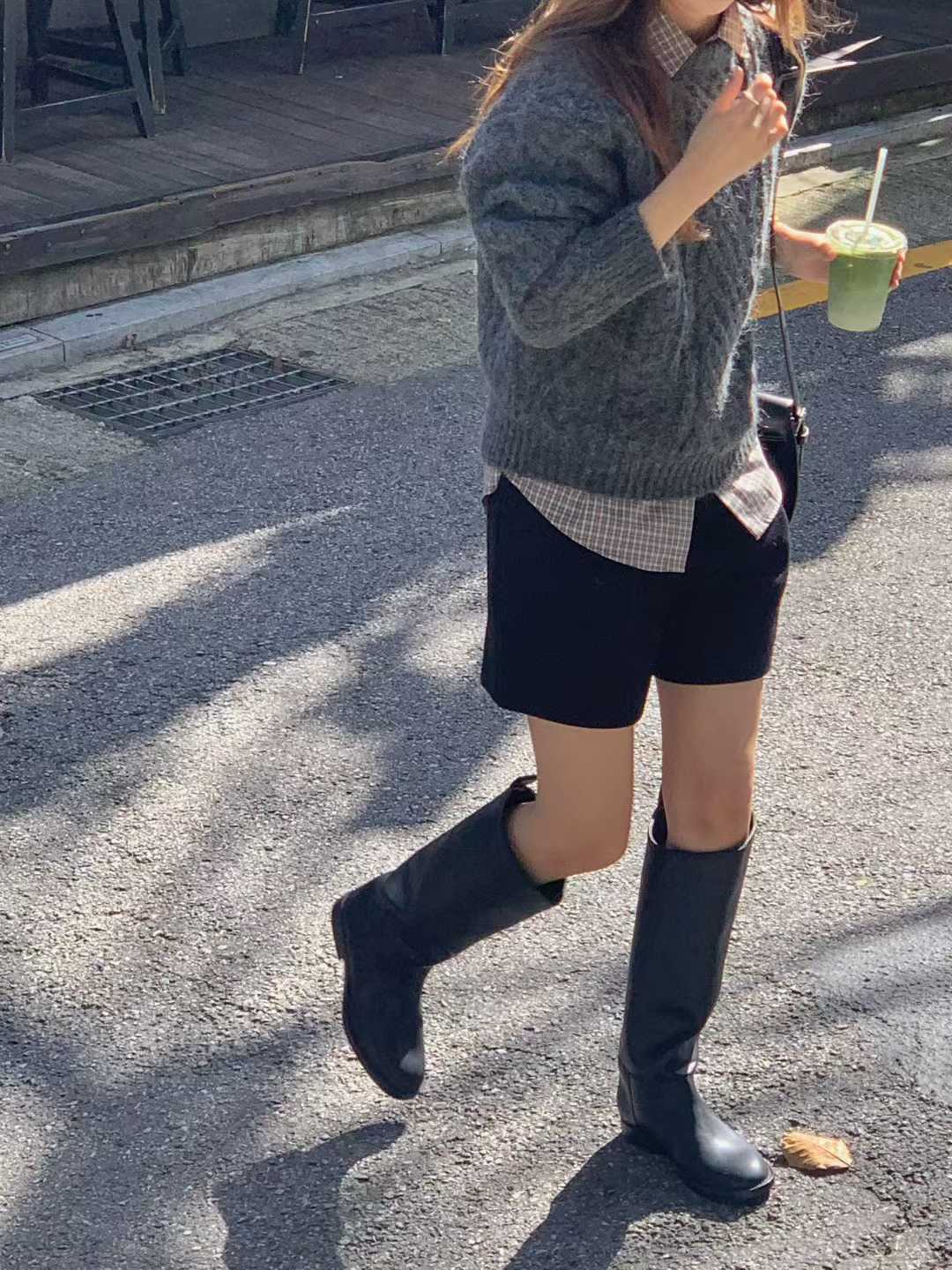 B61.大V家駝羊毛織紋圓領毛衣