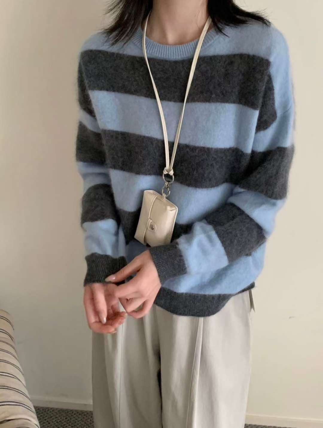 B77.可可家慵懶風撞色條紋毛衣