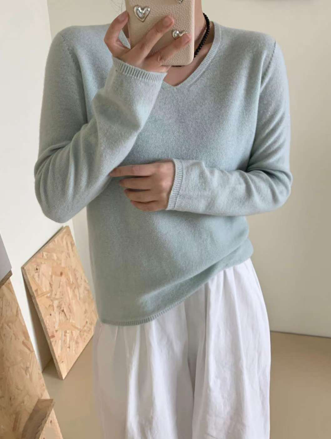 B80.可可家V領溫柔風毛衣