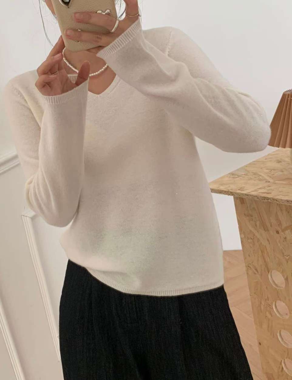 B80.可可家V領溫柔風毛衣