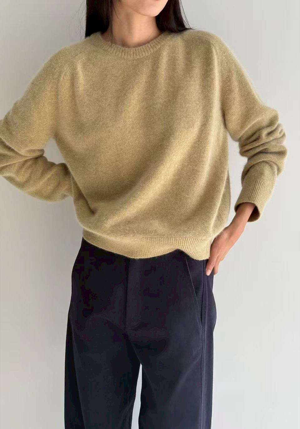 B40.瘦瘦歐膩柔軟浣熊圓領毛衣