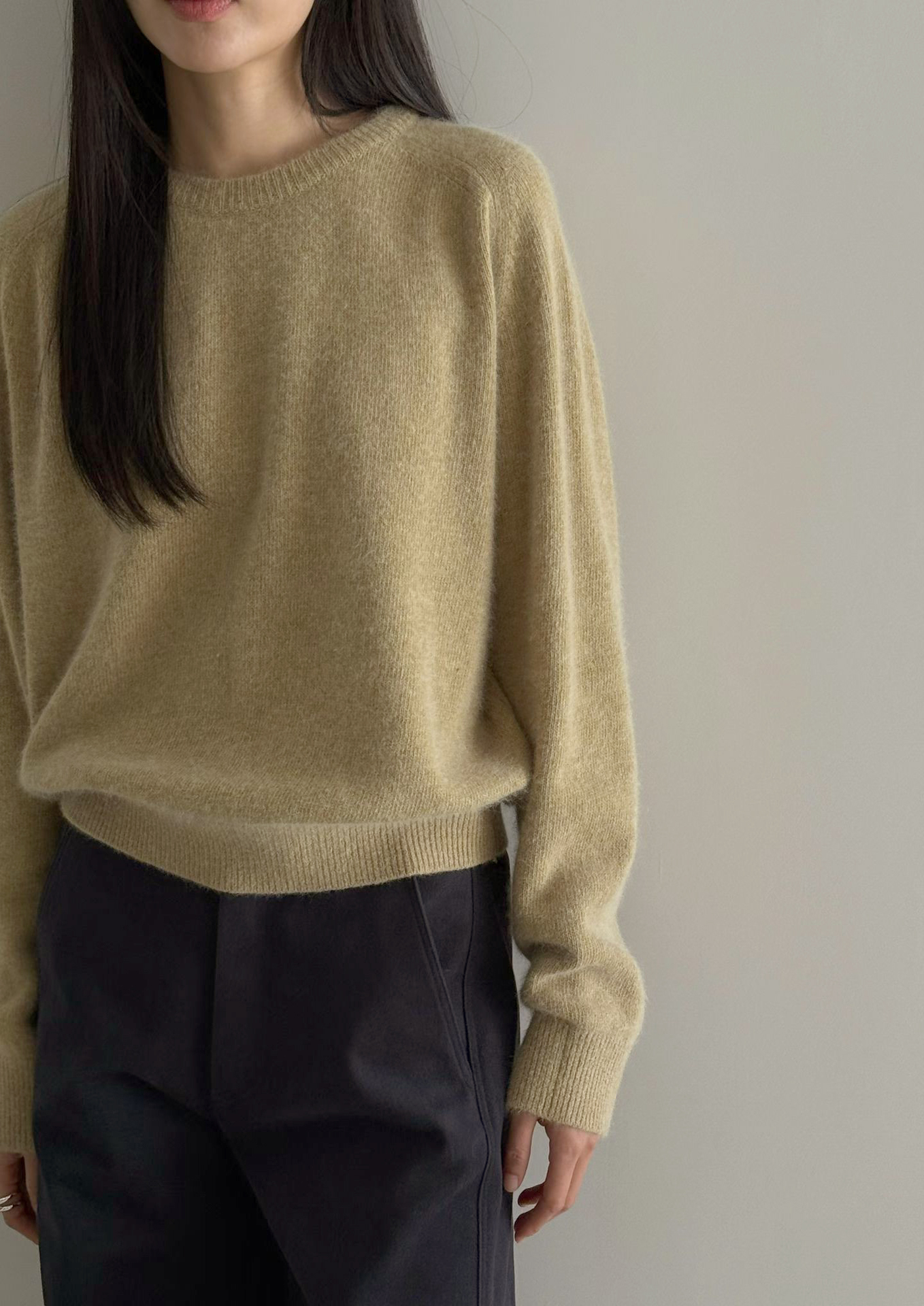 B40.瘦瘦歐膩柔軟浣熊圓領毛衣