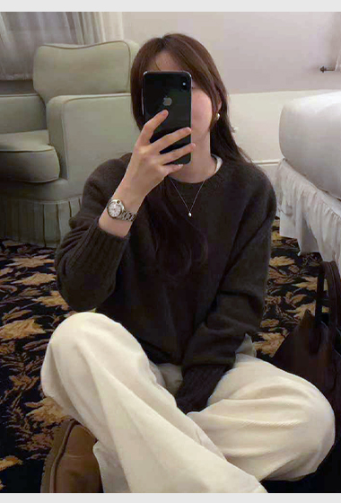 B32.顏值家5%CASHMERE無縫細膩毛衣