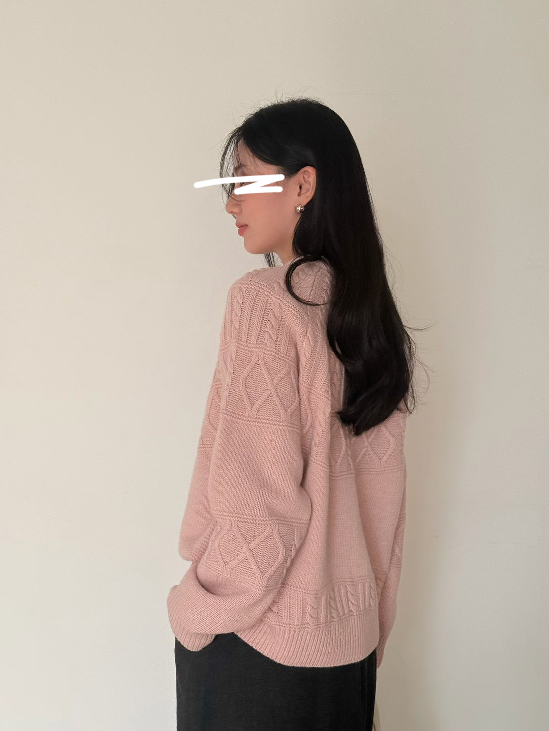 B51.瘦瘦歐膩圓領綻放麻花毛衣