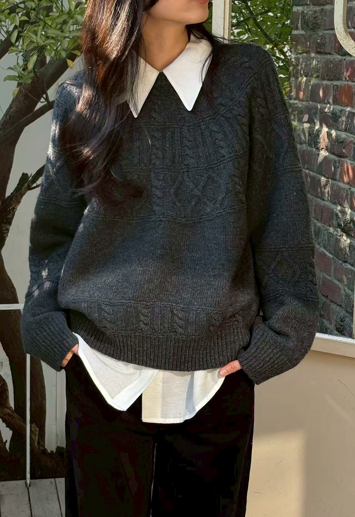 B51.瘦瘦歐膩圓領綻放麻花毛衣