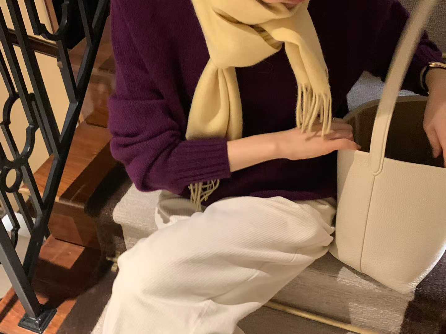 B33.顏值家亮眼100%WOOL毛衣