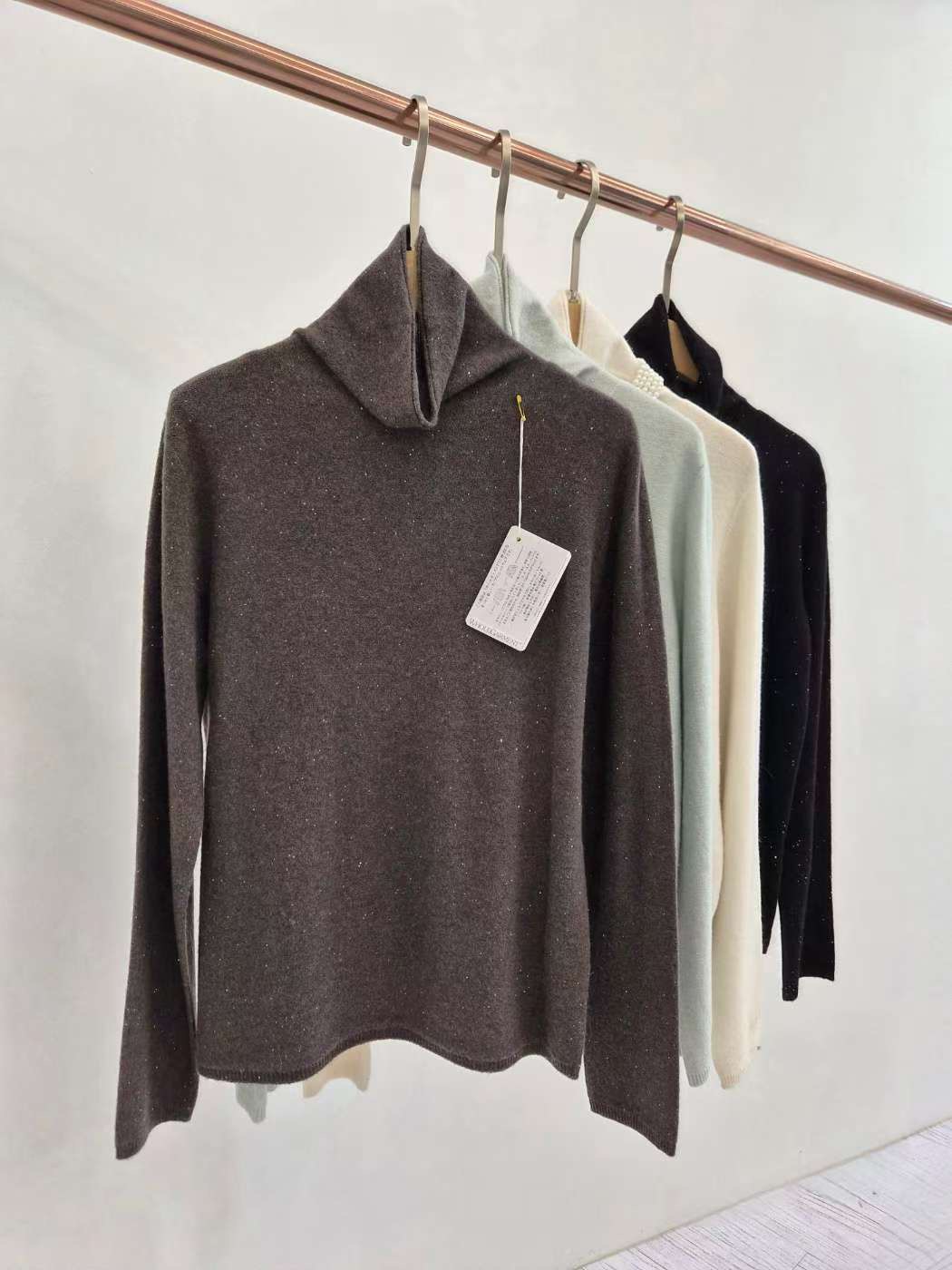 B75.可可家無縫高領羊毛毛衣