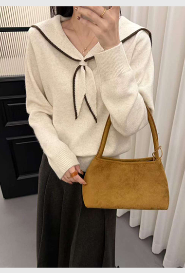 B67.可可家海軍領滾邊造型毛衣