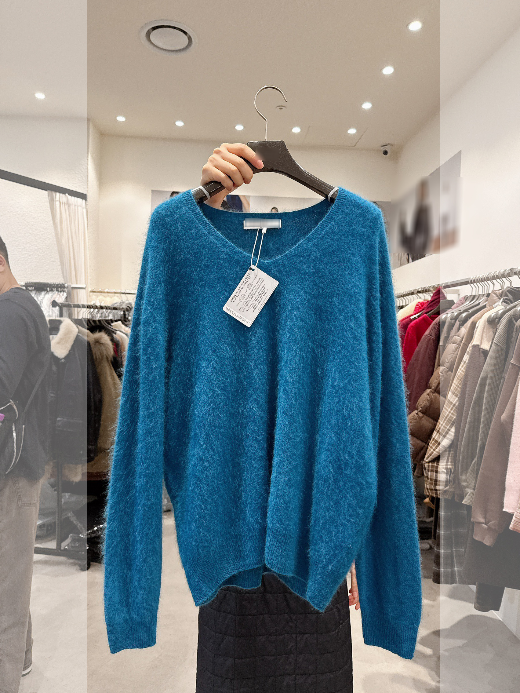 B88.高級感10%CASHMERE V領毛衣