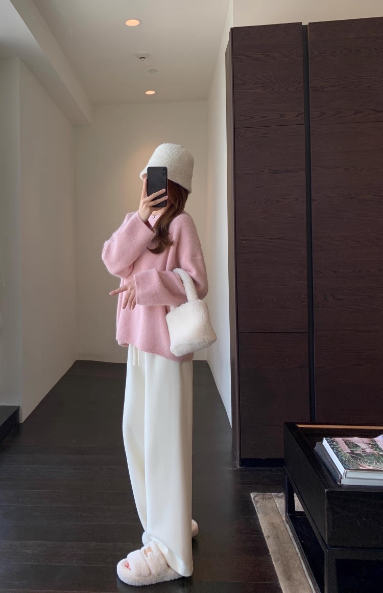 C23.女孩溫柔粉嫩綿羊混紡毛衣