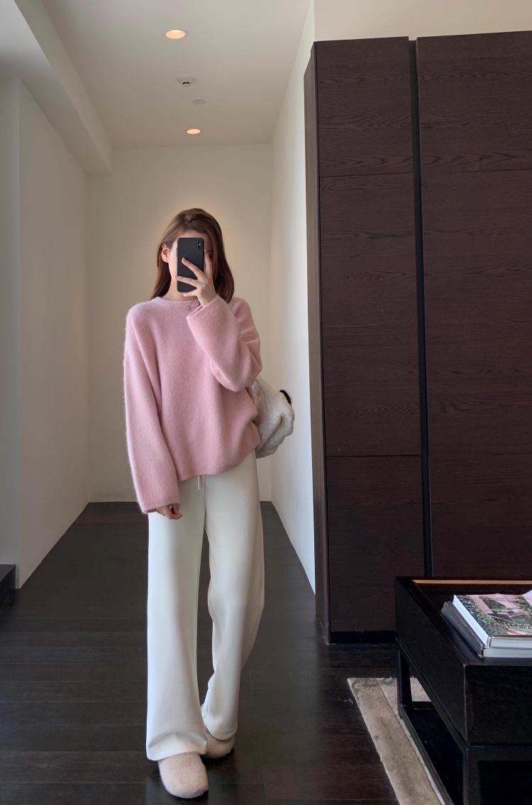 C23.女孩溫柔粉嫩綿羊混紡毛衣