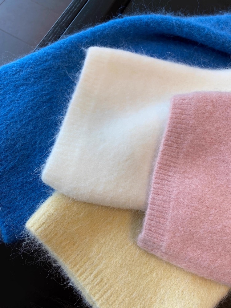 C23.女孩溫柔粉嫩綿羊混紡毛衣