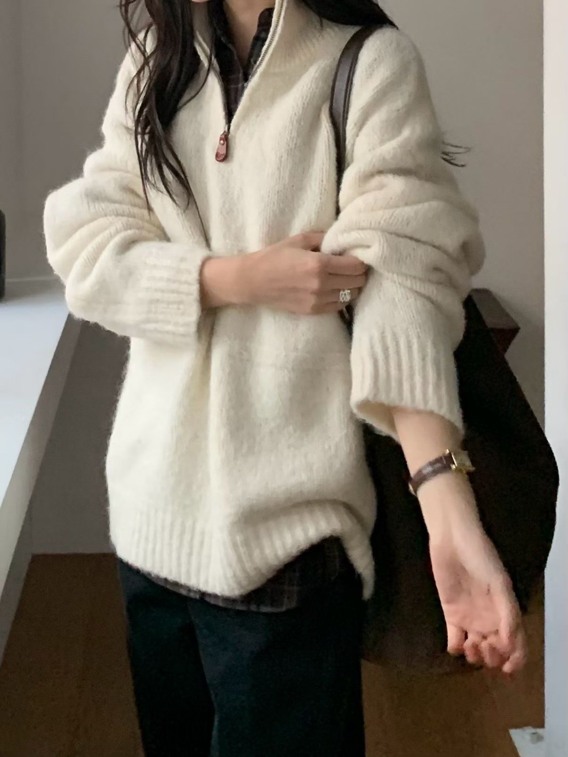 A11.小V家半門襟拉鍊立領毛衣