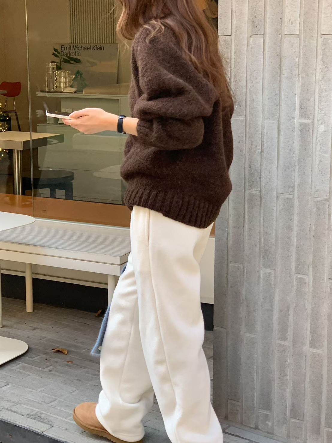 A26.大V家圓領柔美駝羊毛衣