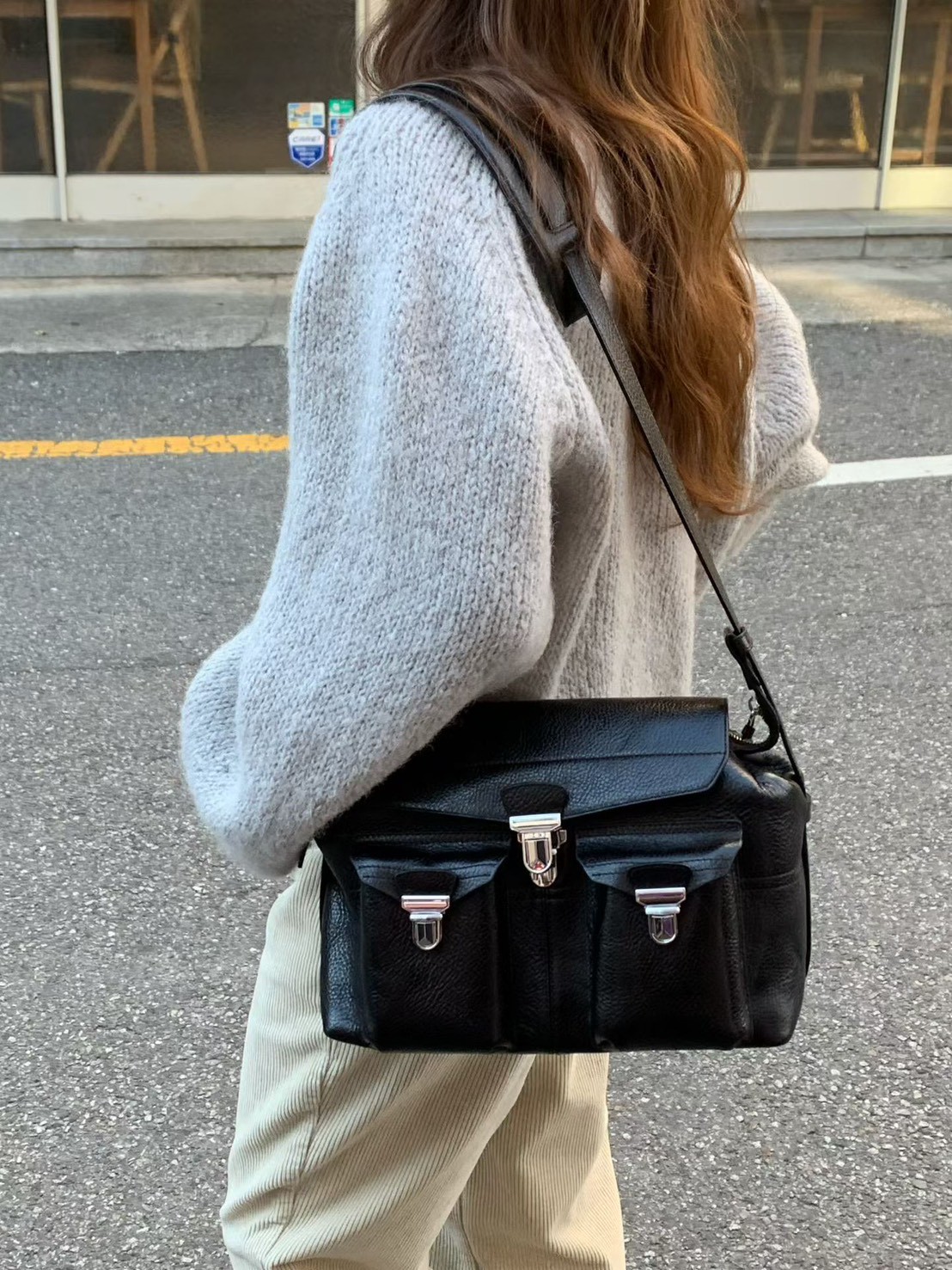 A26.大V家圓領柔美駝羊毛衣