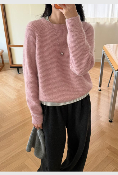 A57.瘦瘦歐膩仙氣柔美坑條毛衣