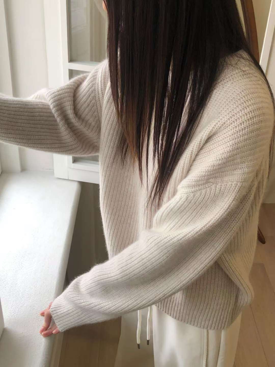 A102.星星家冬日浣熊混紡圓領毛衣