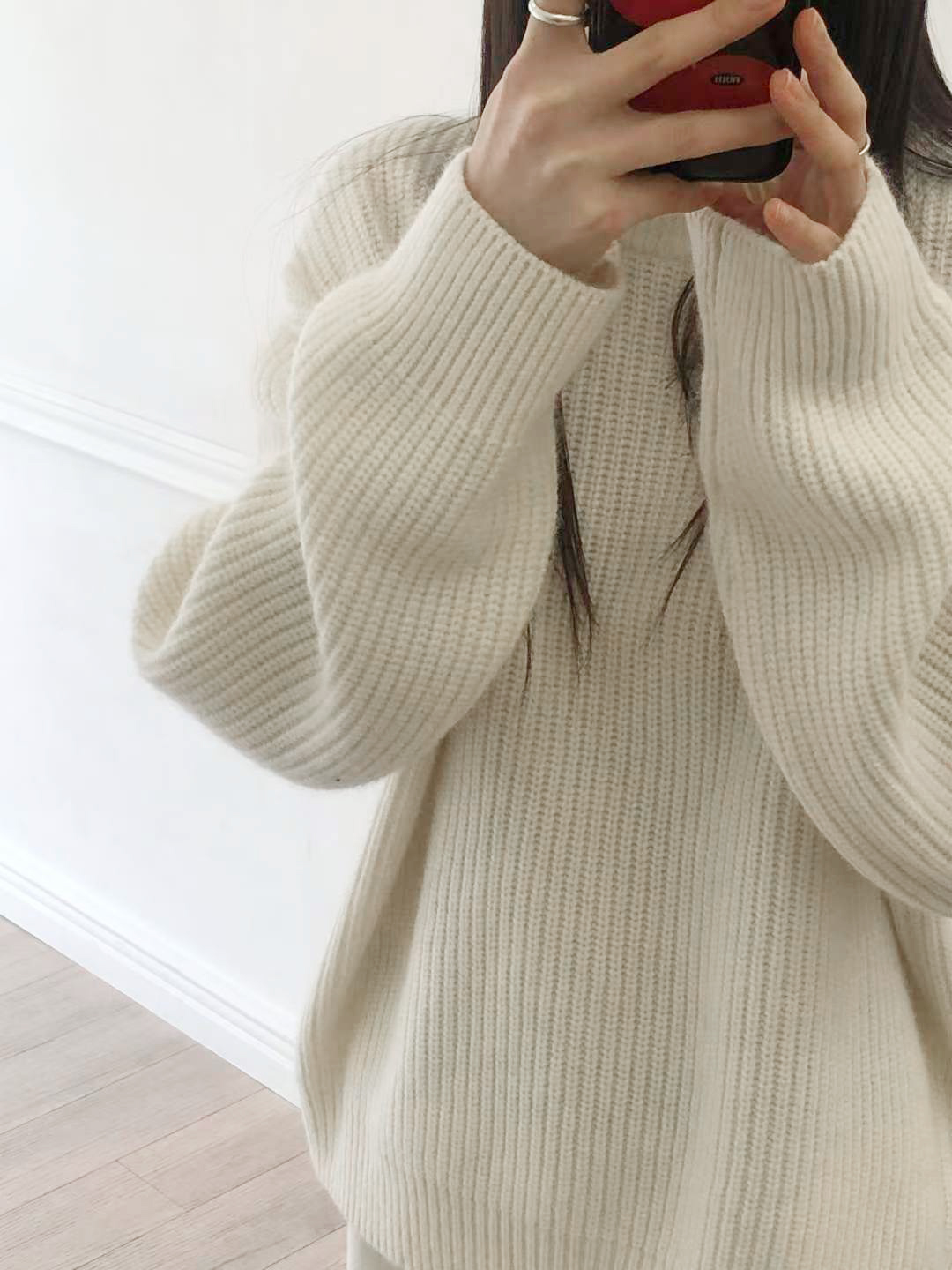 A102.星星家冬日浣熊混紡圓領毛衣