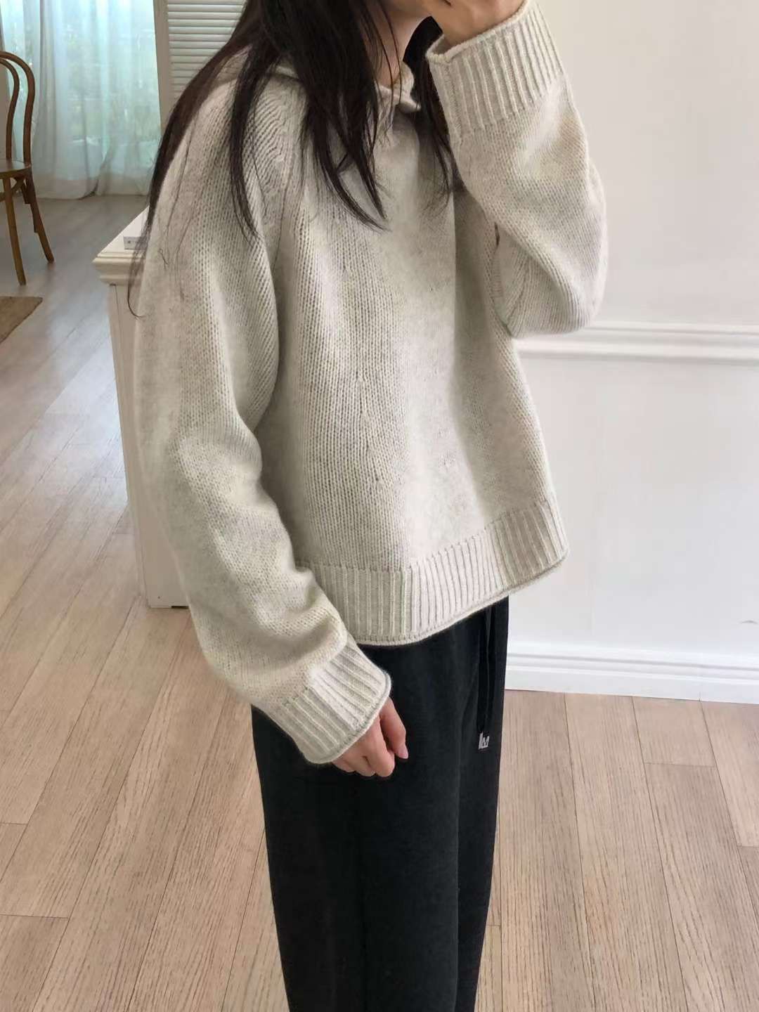 A96.星星家保暖100%Wool連帽毛衣