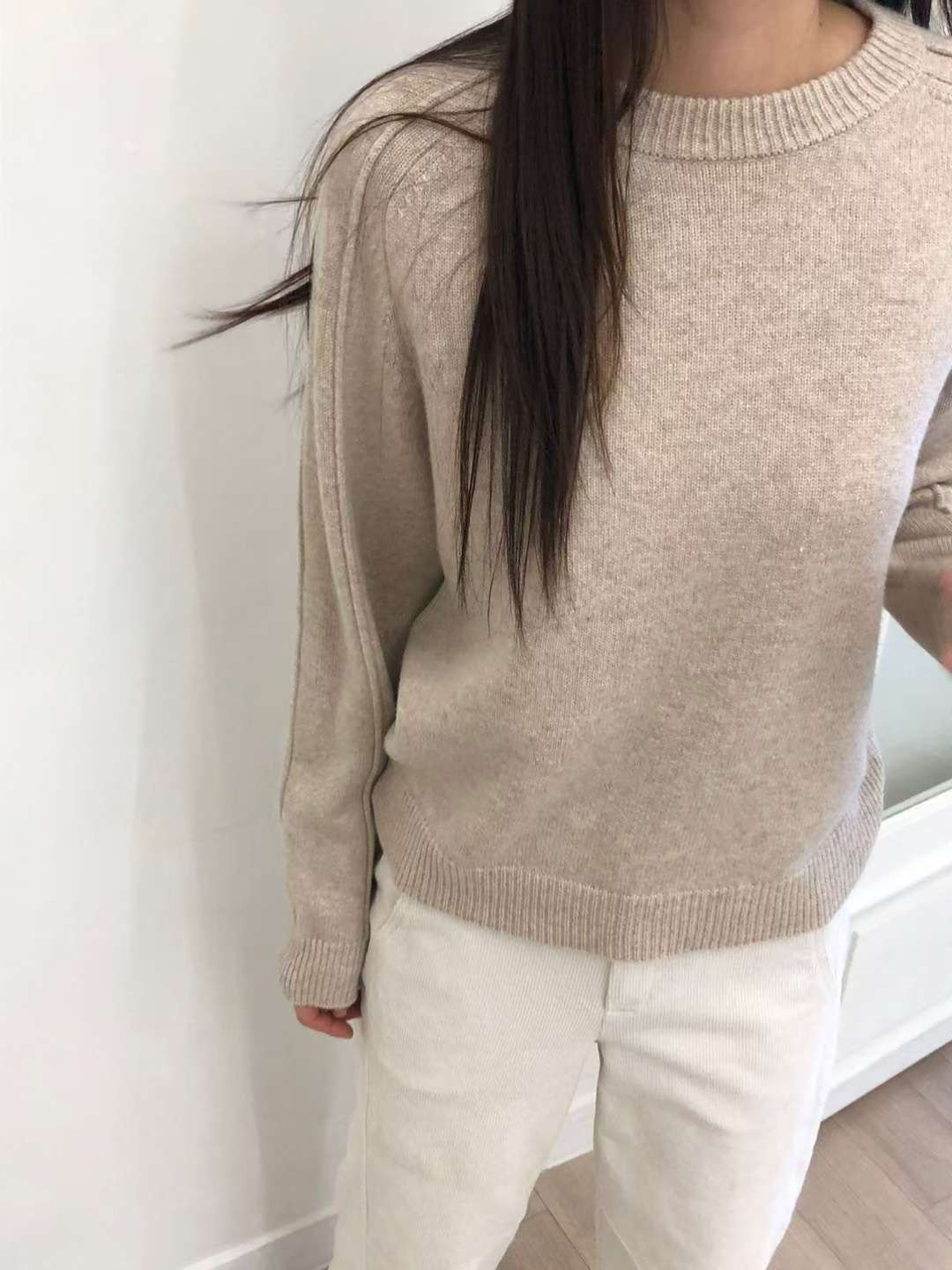 A90.星星家100%Wool袖子剪接毛衣