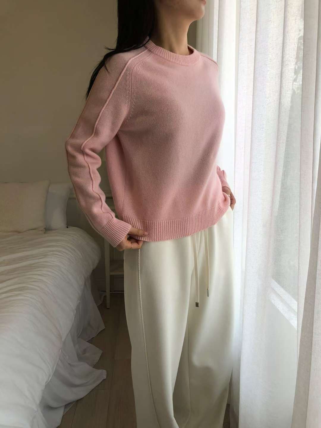 A90.星星家100%Wool袖子剪接毛衣