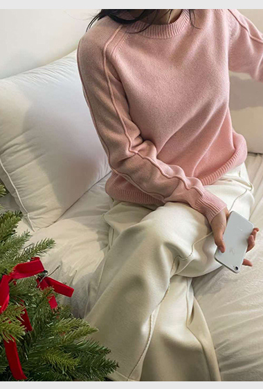 A90.星星家100%Wool袖子剪接毛衣